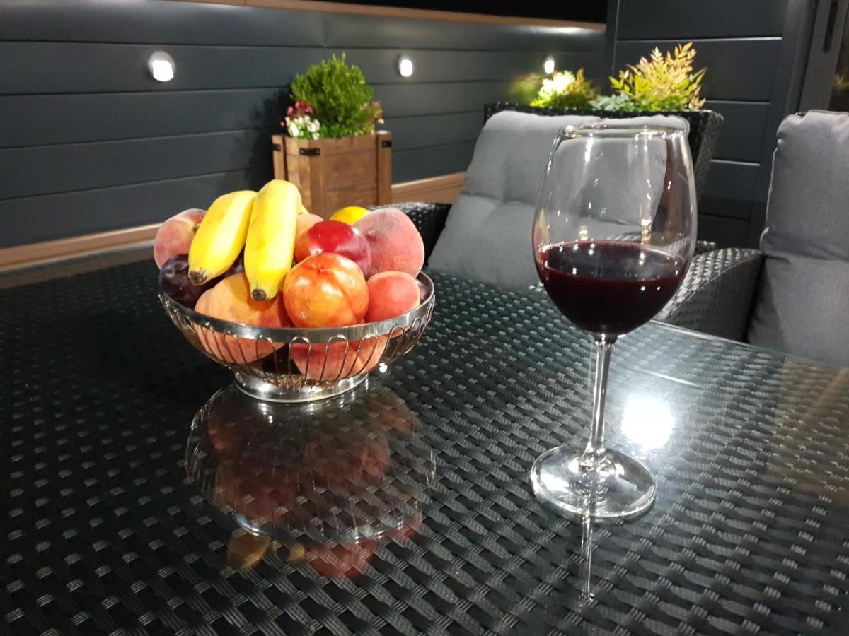 Penthouse Lux Lägenhet Belgrad Exteriör bild